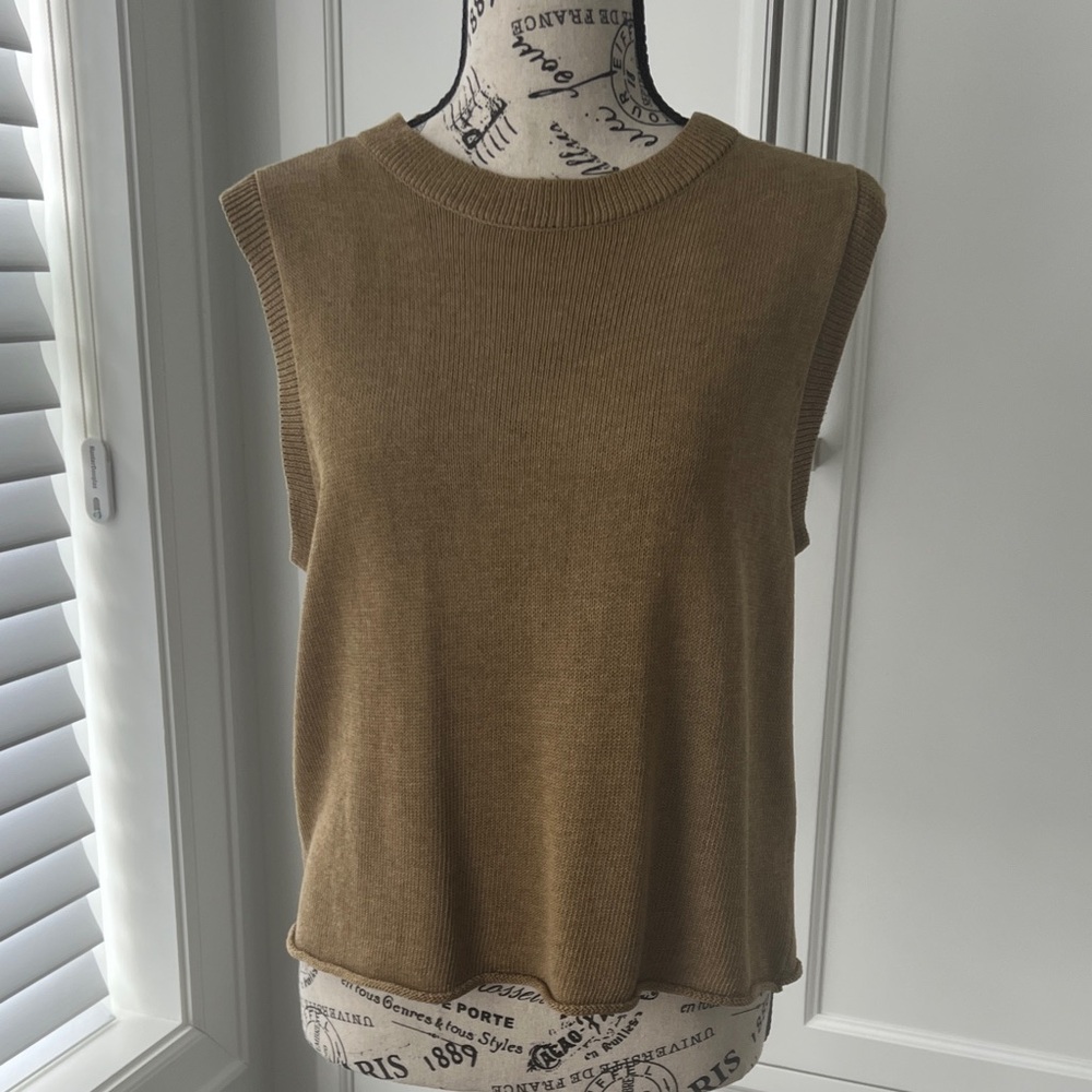 Ladies Sleeveless Knit Vest